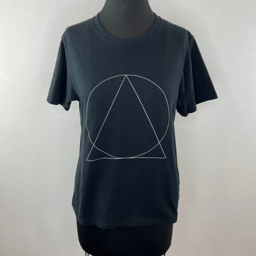 Moma Black Short Sleeve Tee with White Geometric Print